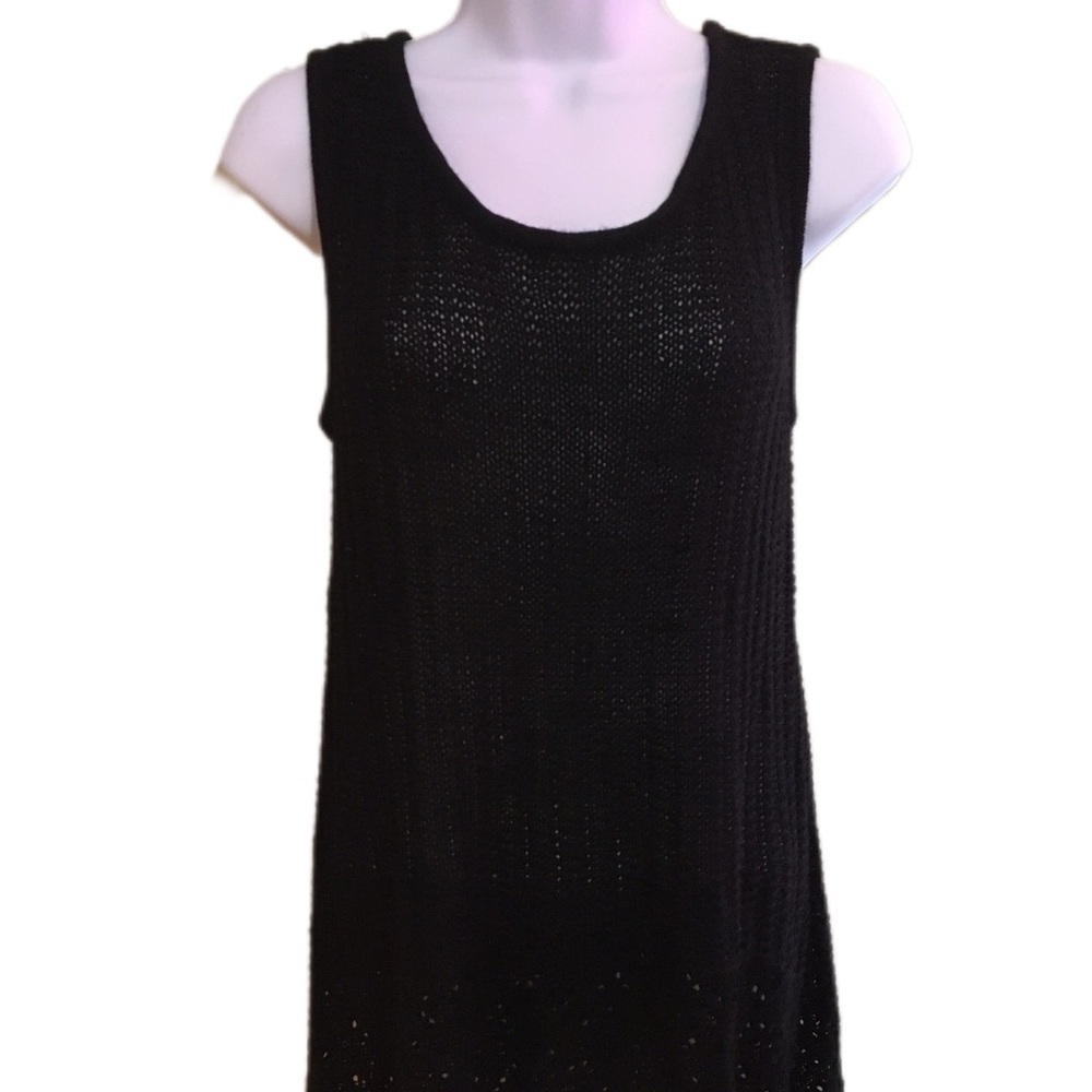 Black Sleeveless Knit Top
